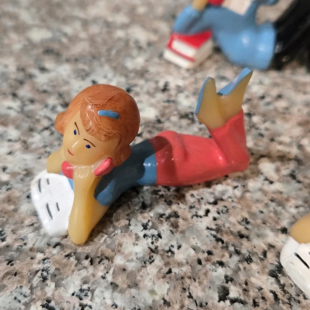 Vintage Set Of 5 WILTON‎ CAKE TOPPERS 1960's Teenage 2 Boys 3 Girls on Phone